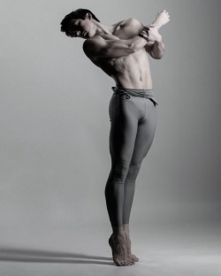 Pas-De-Duhhh:tyler Maloney Dancer With American Ballet Theatre Photographed By Gerardo