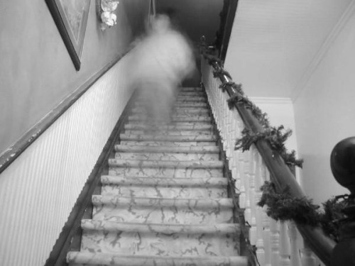 heads-pace:  goth-wasteland:  sixpencee:  The Unusual Exorcism by reddit user _moomy