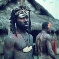 descendants-of-brown-royalty: New Guinea
