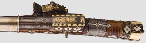 Persian miquelet blunderbuss pistol decorated with gold, silver, ivory, and mother of pearl, early 1