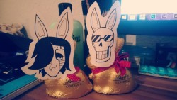 sinful-mettaton: Happy MTT-Brand Easter™ Have some chocolate bunnies with my beautiful face on it (yes I’m a self-loving Mettatonkin)  - Now excuse me. Haven’t slept all night &amp; I need to get up in about an hour D;  - Papyrus is for my bf btw