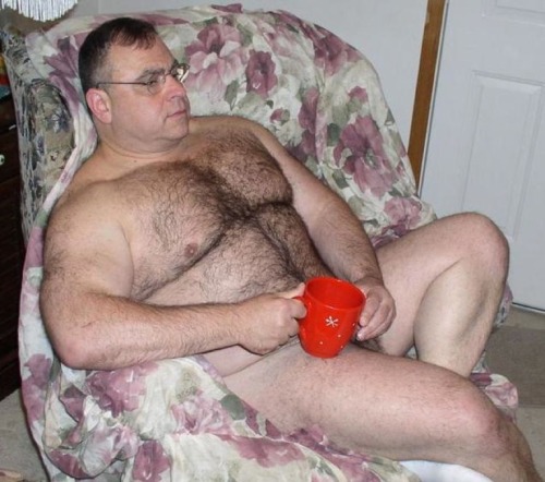 biversbear:  More  in my Collection1300 Likes | 4000 Pic Archive | 200 VideosConstruction workers, Hockey dudes, Truckers,  Pigs 