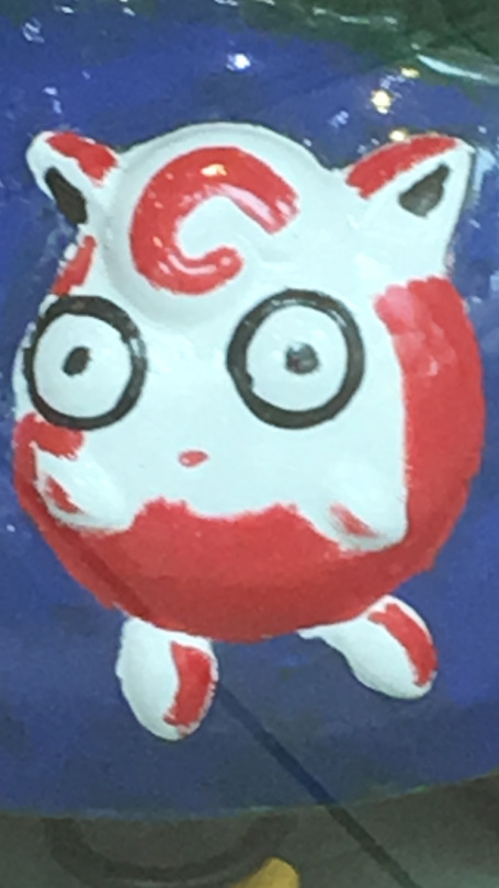 thepeanutbuttercookieninja:  So I was at the mall today applying to jobs and on the top floor there is this semi-creepy, rundown little kids’ play place. As I was walking by I noticed a Pokemon ride that may have been official several years ago (?)
