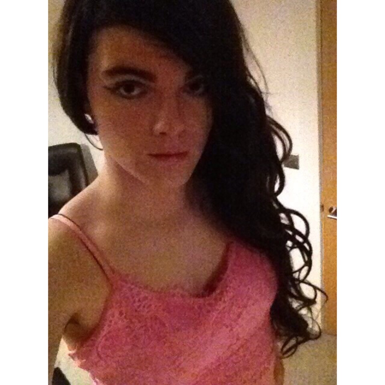 hgillmore:  Hi I’m a teen crossdresser and I’d be honoured to make your tumblr