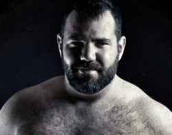 bearchaser:  perfect face