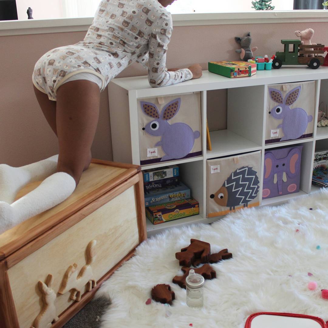 sunnywittledays: The type of little girl to climb on the furniture and own it. Little