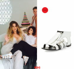 kyliestyleguide:  Kylie Jenner wearing a pair of Giuseppe Zanotti Buckled Zip-Up Caged Sandals for ũ,025. Buy it HERE.