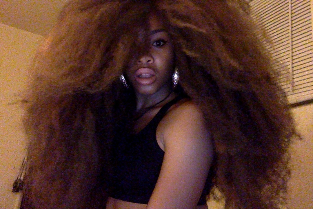 fuckyeavanity:  pretty little afro kitty.   hairy nice