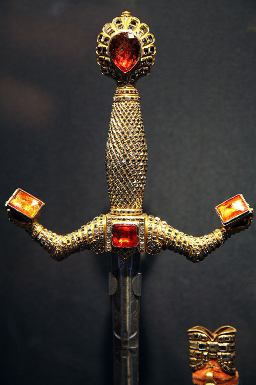 museum-of-artifacts:Precious sword, Renaissance , Germany