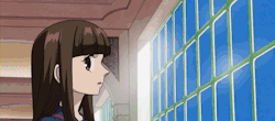 マ