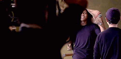 random-fangirling:  johnthebaeboyega:  indyfinitely:  Behind the Scenes of The Force Awakens: John B
