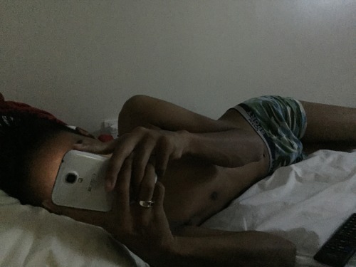 aeidzrulpenang: lelaki93:  kontolkendur:  moneyboy puchong/seremban ajetnya TOP (walaupun batang pel