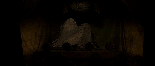 quantum-fags:  tacobellofficiall:  Tb0y-with-apple:  American Horror Story: Freakshow  THIS WAS SO WELL MADE I DON’T WANT TO BELIEVE THAT IT’S FAN MADE  IT’S NOT BECAUSE IT CAME FROM THE AHS FX YOUTUBE CHANNEL ITS REAL THIS TIME 