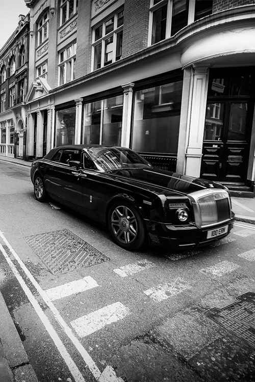wearevanity:  | London Sunday by Gary Davis | © 