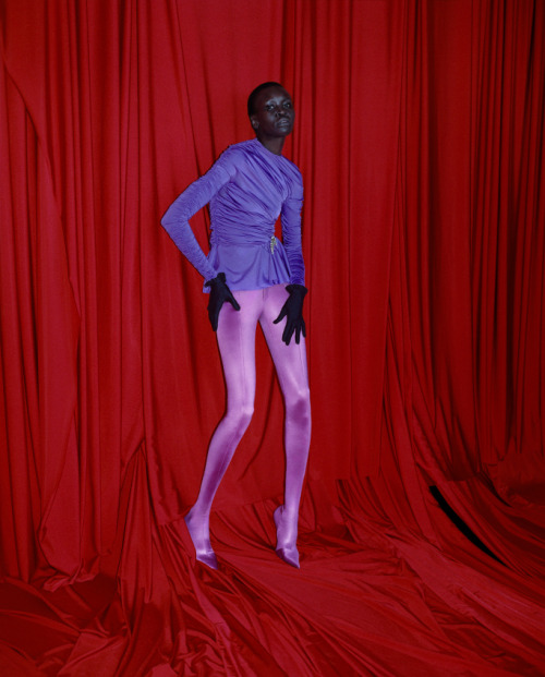ohthentic:  manufactoriel:  Alek Wek by Harley Weir   Oh