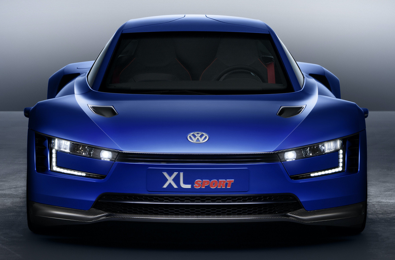 carsthatnevermadeitetc:  Volkswagen XL Sport Concept, 2014. A super-efficient concept