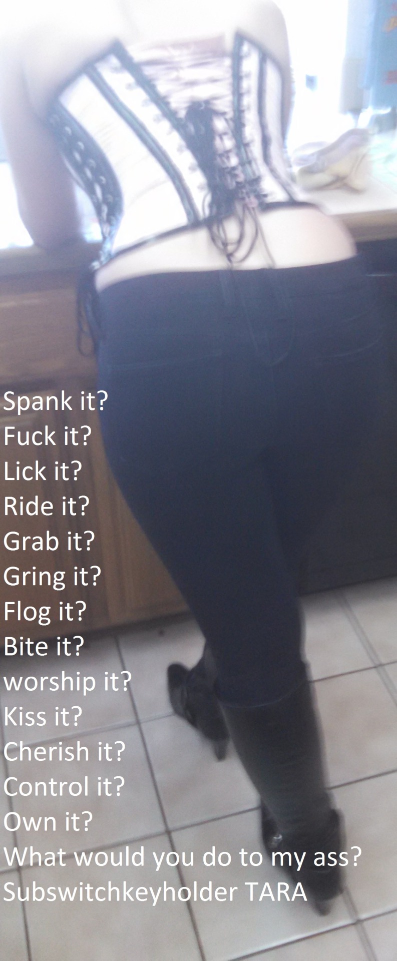 subswitchkeyholder: I would grab, kiss, lick and worship it!