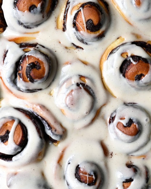 sweetoothgirl:    Chocolate Cinnamon Rolls