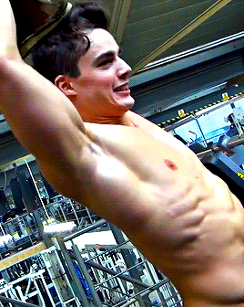 rorgers:  Pietro Boselli workout challenge porn pictures