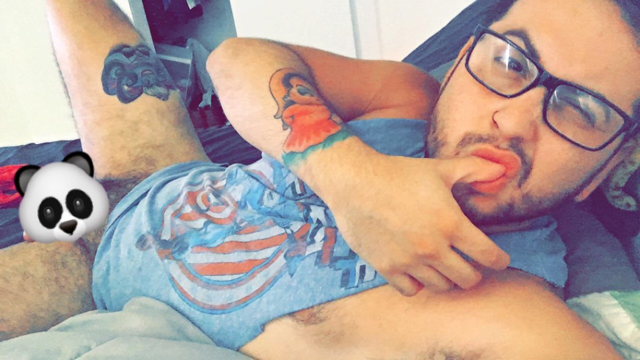 thotsinmybed:  Good morning ☺️