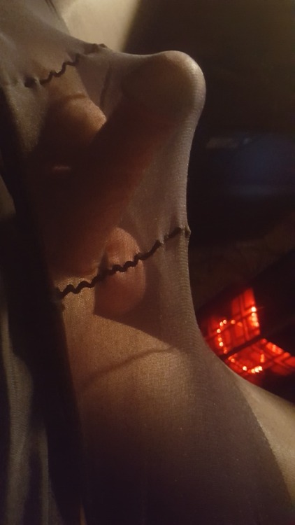 erinph69:Nylon Addict