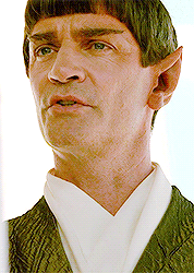 burnhamandtilly: sarek + fashion appreciation