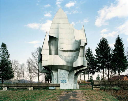 jedavu:Abandoned Soviet Monuments