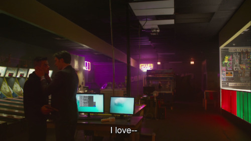 The Duality Of Tyrell Wellick: Theres A 40 Seconds Difference Between These Takes