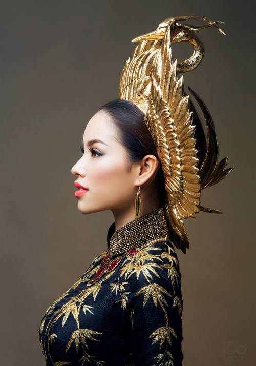 rawrilikefood:2015년12월10일.Miss Vietnam UniverseAo Dai part II.