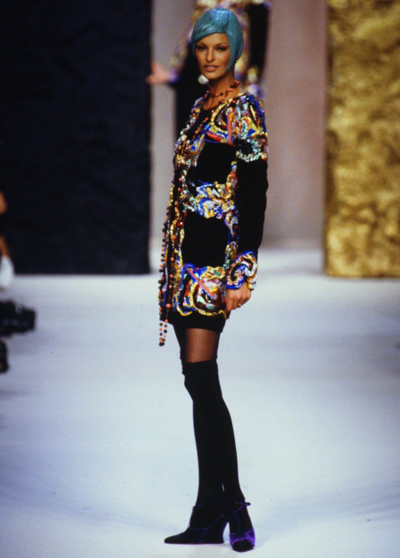 Chic As F**k — Linda Evangelista at Chanel Haute Couture F/W 1992