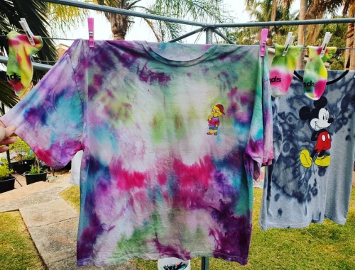 Ice Dyed My Cool Lisa top! #icedye #tiedye #thesimpsons https://www.instagram.com/p/B6pSqg-hbkm/?i