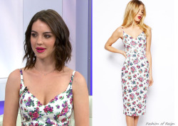 fashion-of-reign:  Adelaide visited the PIX11 Morning News on Wednesday (May 14) to talk about Reign. In case you missed it, you can find the video here. She wore this Asos Floral Print Hitchock Pencil Dress (贈.80) for the interview.