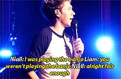 lewisandneil:  Niall stayed up all night playing the banjo - Melbourne 