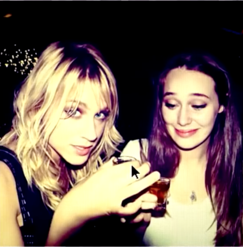 ajd-c: Alycia Debnam-Carey in Friend Request (Unfriend)(I wish I could remove the cursor i