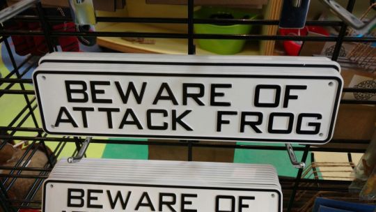 aph-memepan:    when the enemy Lúcio goes for the environmental kills 