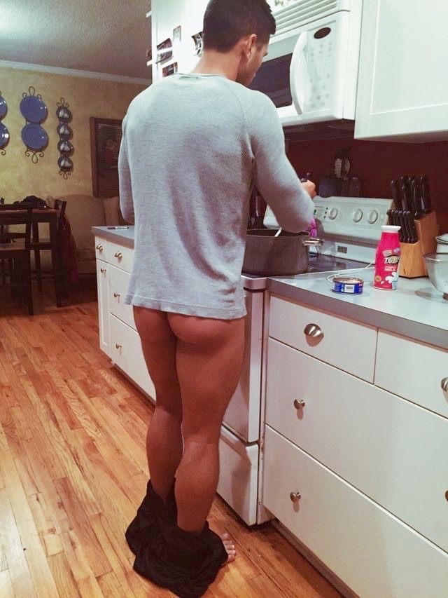 fursnake7:  What’s cookin’, hot stuff? 