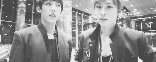 pour some suga on me