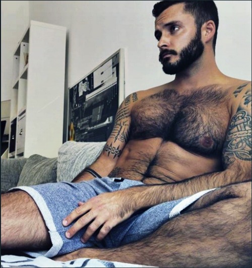 I love sweet boys and gay room More? GAY BOYS SEX Vids and Pics