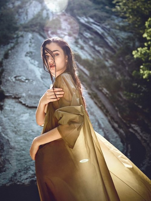 https://amazinggirlsphotos.tumblr.com/post/157661071779