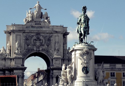 before-life:  Lisbon, Portugal, photo by Ivana  