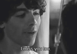 danceinskyscraper:  needgomez:  AU MEME: Demi dreams with Joe, she miss him.   vixi kkkkkkkkkkkkkkk