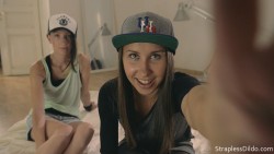 all-lesbians:  Webcam fun Full set and HD video here - New lesbian sex &amp; fetish website    