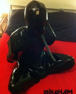 rubberlatexplasticandmore:  I would not want to let him out!!   made by my master