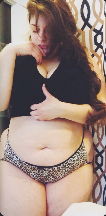 molotowcocktease:  Fat, fabulous & vain as fuck.