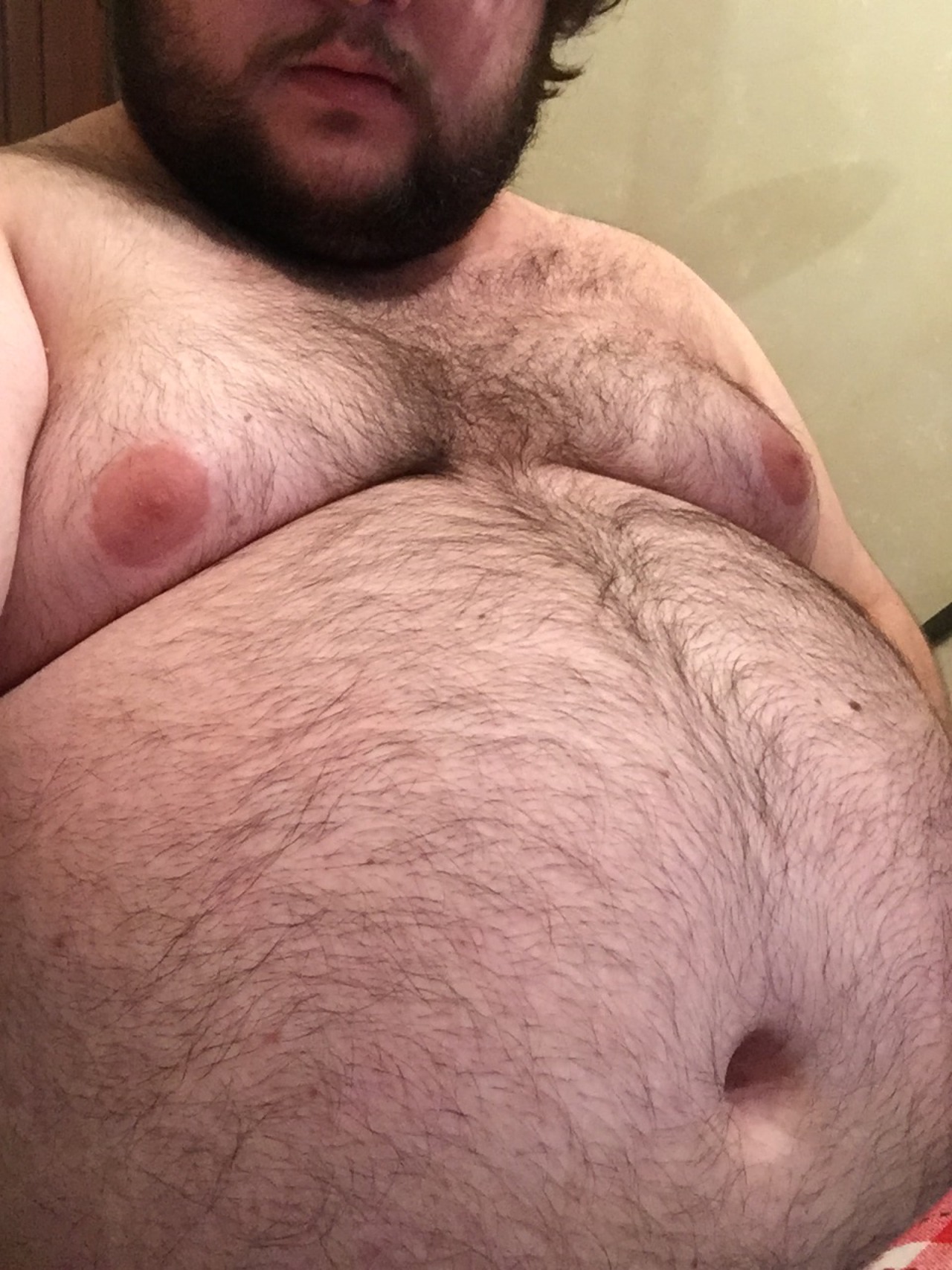 noobbear73:  Ending day 5 of binge week. I think I’ll have some milk on top of