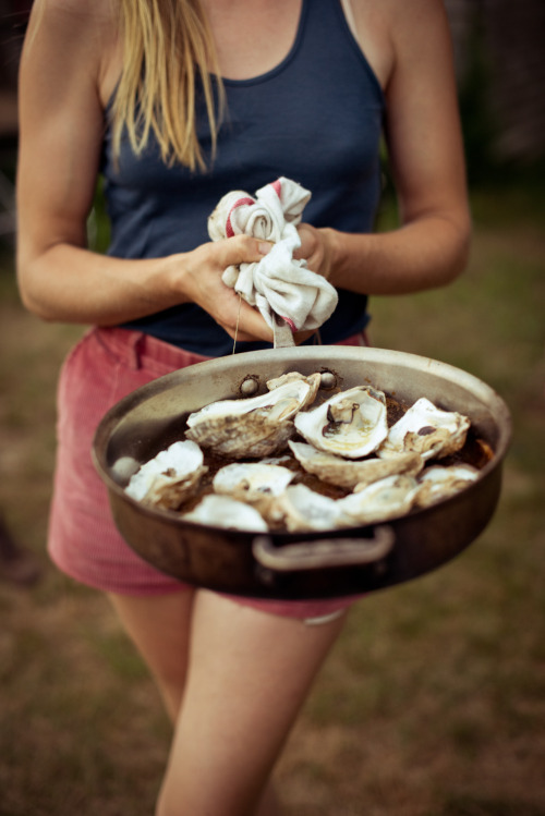 Backyard summer oyster party at Emmas
