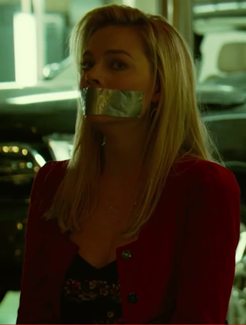 profoundlyentangled:  gag-world:  Margot Robbie  Margot Robbie makes a fantastic damsel in distress!