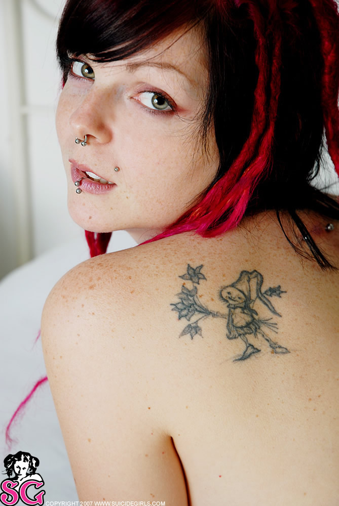 best-suicide-girls:  #best #suicide #girls #riae #sg #inked #girls