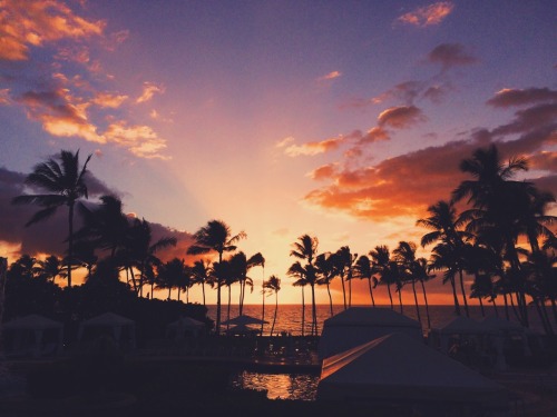 yasmeenhawaii:  Maui, HI | 11•21•14 | 5:30pm