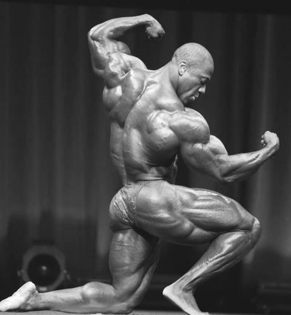 ultraclassicbodybuilders:  Shawn Rhoden